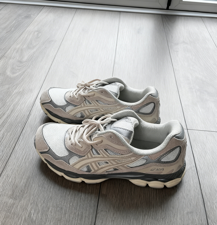 Asics Gel-NYC Gris taille 40