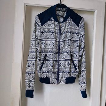 Magnifique veste d'été taille S neuve