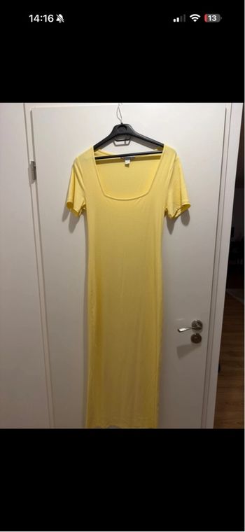Robe jaune