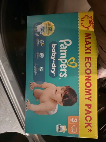 Pampers T3 maxi format 136 couches