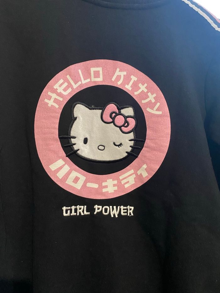 Pull Hello Kitty - photo numéro 2