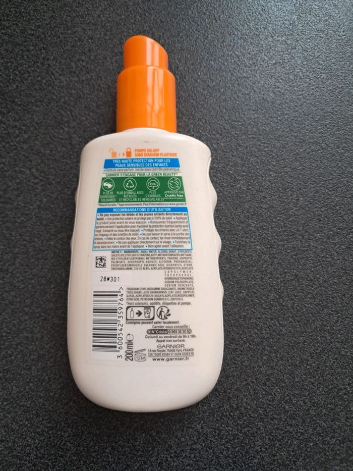 Spray solaire Garnier neuf 200ml - photo numéro 2