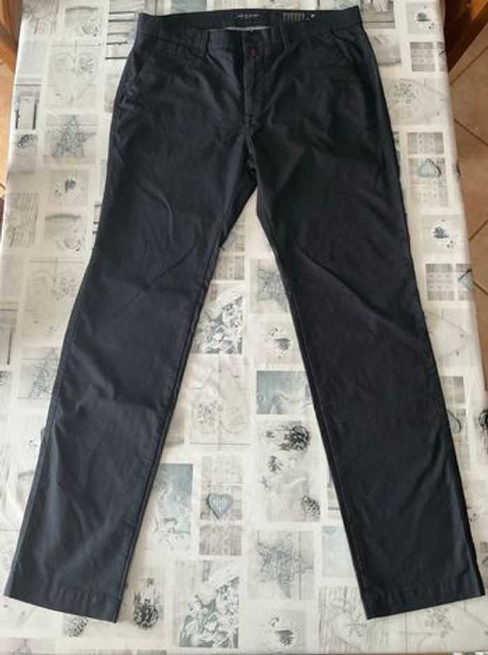 Pantalon Pierre Cardin taille 46L noir - photo numéro 2