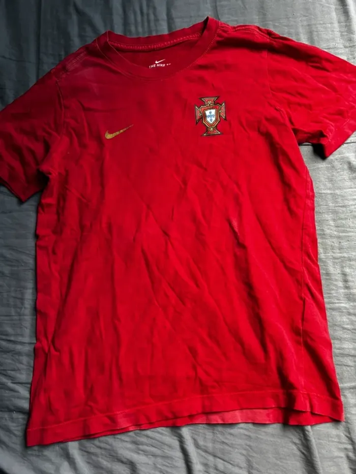 T-shirt rouge - photo numéro 2