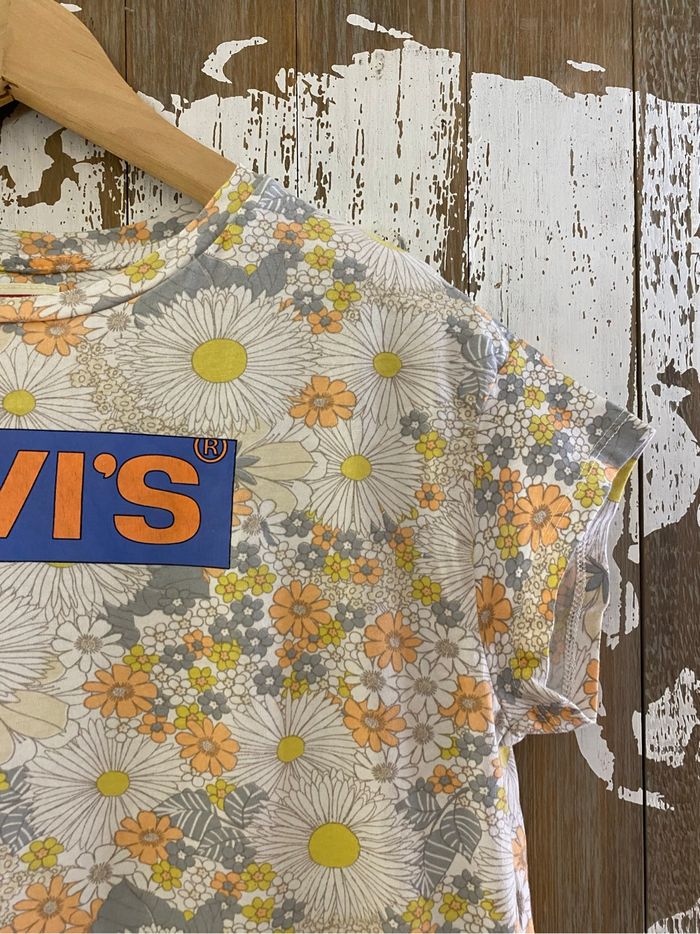 T-shirt Levi’s  Taille 12/14 ans - photo numéro 4