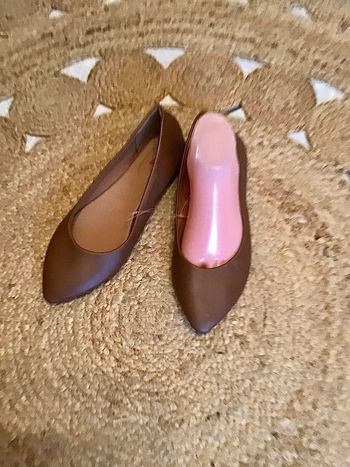 Chaussures plates de coloris marron de taille 39