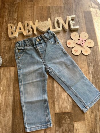 - Jeans Kiabi    - 18 mois - Très bon état 