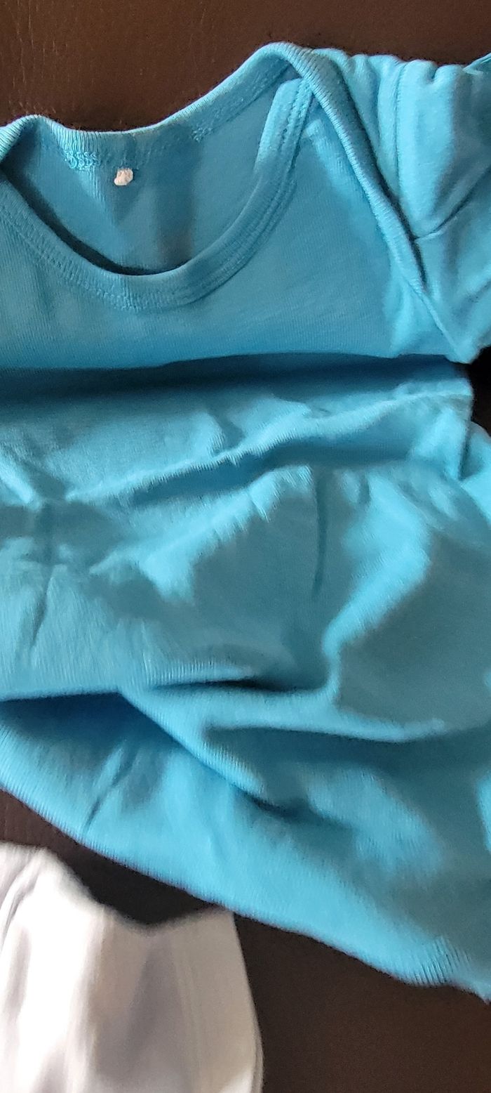 9 bodies 12-18 mois - photo numéro 8