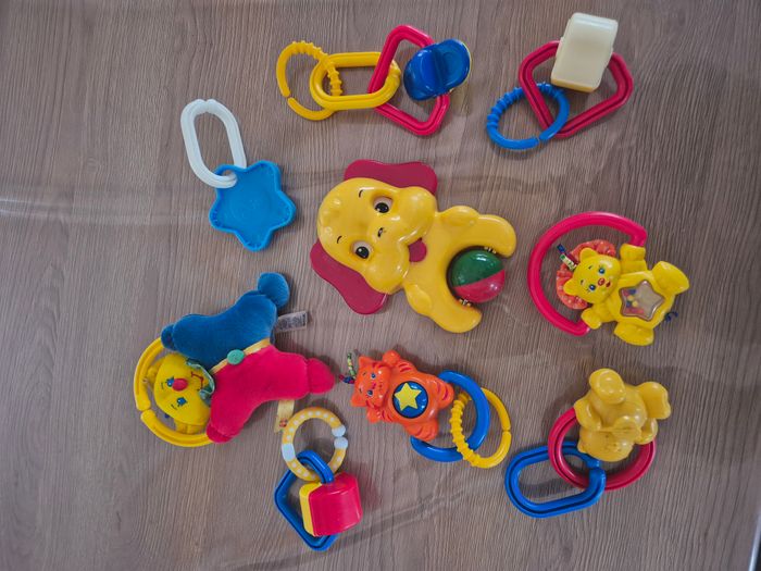 Lot jouets d’éveil Fisher-Price et accessoires de portiques - photo numéro 3