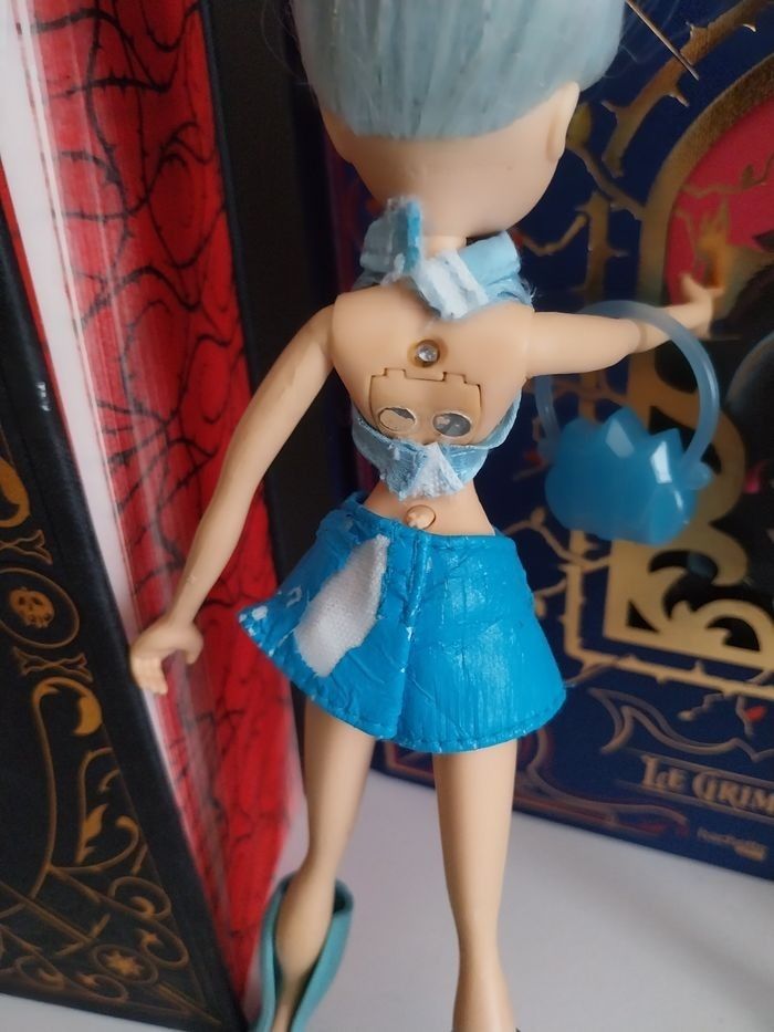 Poupée Icy Trix Winx Club 2004 Rainbow Mattel Rare - photo numéro 9