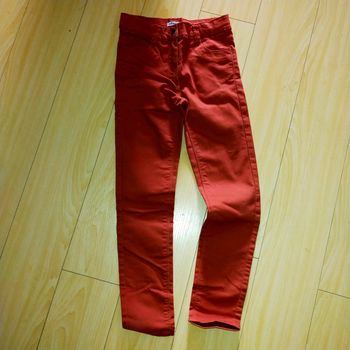 Pantalon brique gémo 8 ans jamais porté