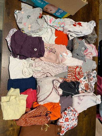 Lot de vêtements fille 3mois