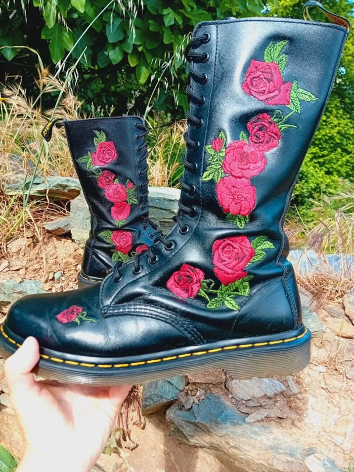 Dr. Martens 1914 Vonda roses brodées 🌹 42 - photo numéro 5