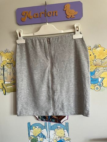 Jupe grise, taille 34, marque Asos