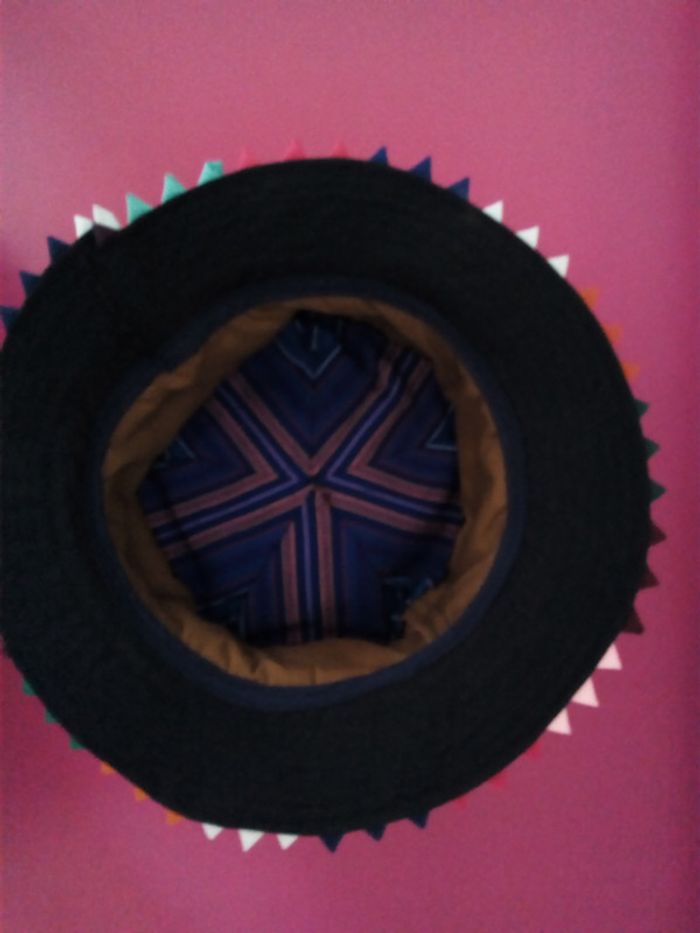 Chapeau multicolore de Thaïlande - photo numéro 10