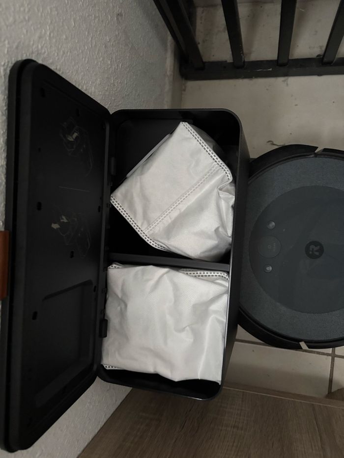 Aspirateur laveur IRobot - photo numéro 3