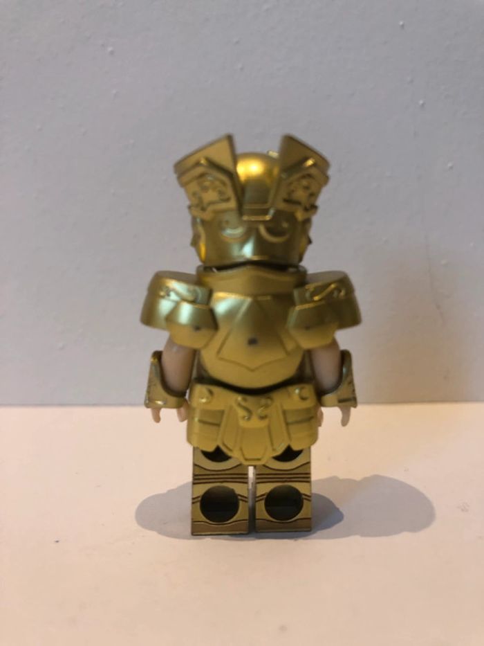 Figurine type lego Chevalier du Gémeaux. Les chevaliers du zodiaque. Saint Seya - photo numéro 3