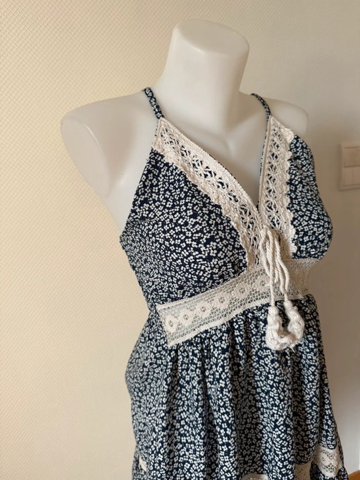 Robe bleu en très bon état taille 36 - photo numéro 2
