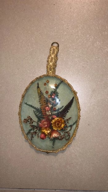 Décoration fleur à suspendre