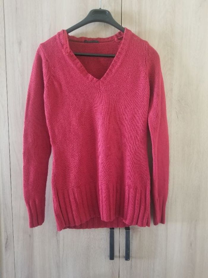 pull col V rouge