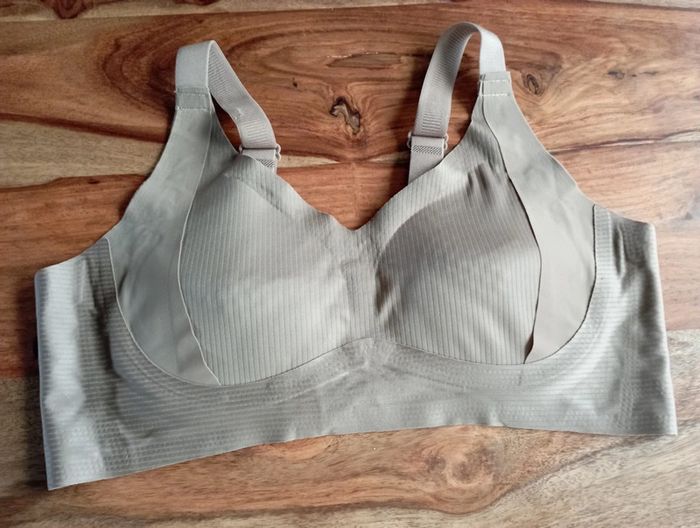 Soutien gorge/brassière extensible beige