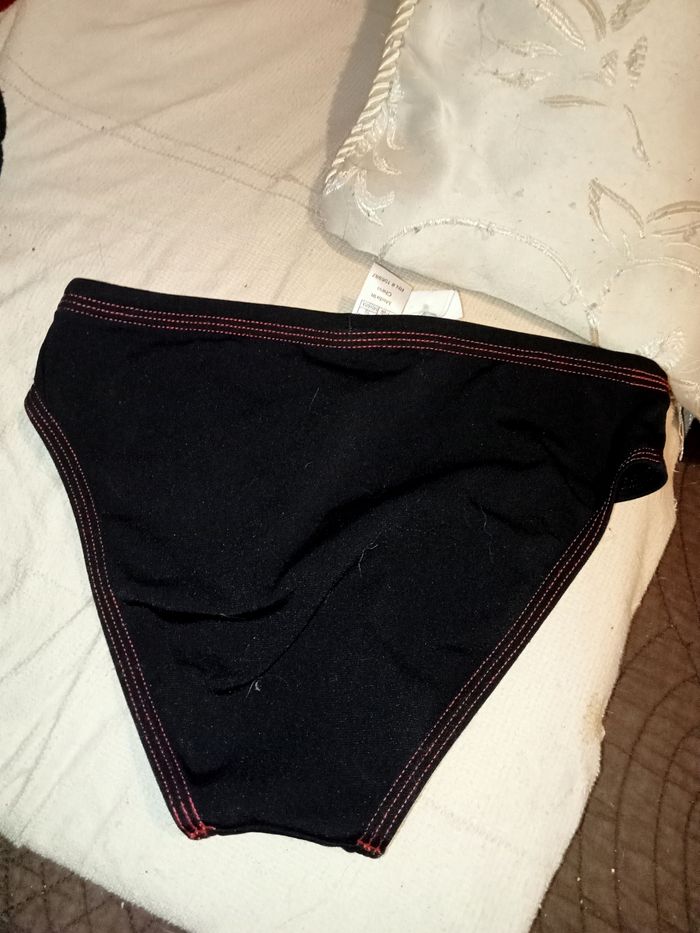Slip de bain 🧳 - photo numéro 6