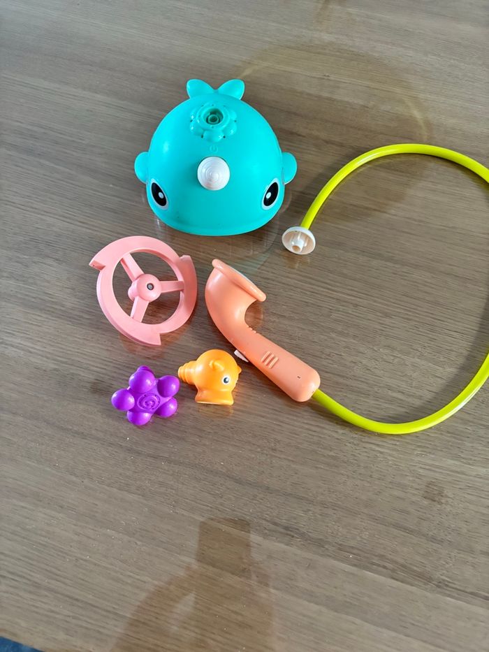 Whally la baleine jeux de bain