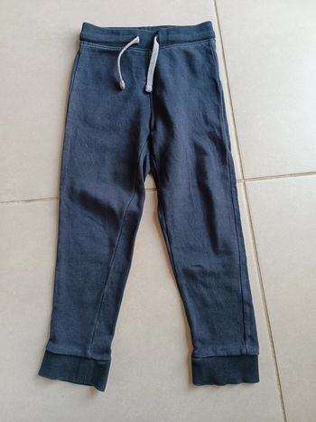 Jogging taille 6