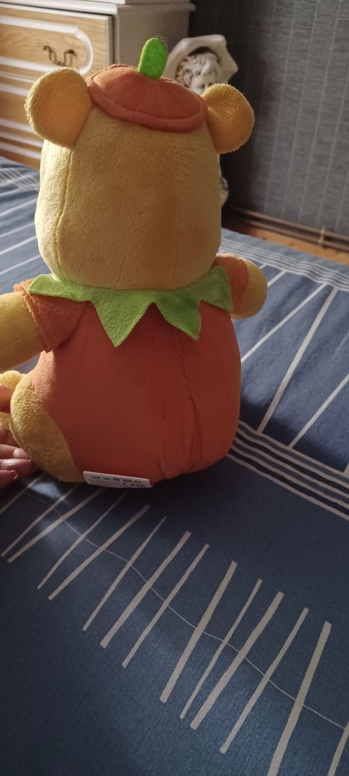 Très jolie petite peluche winni l'ourson - photo numéro 4
