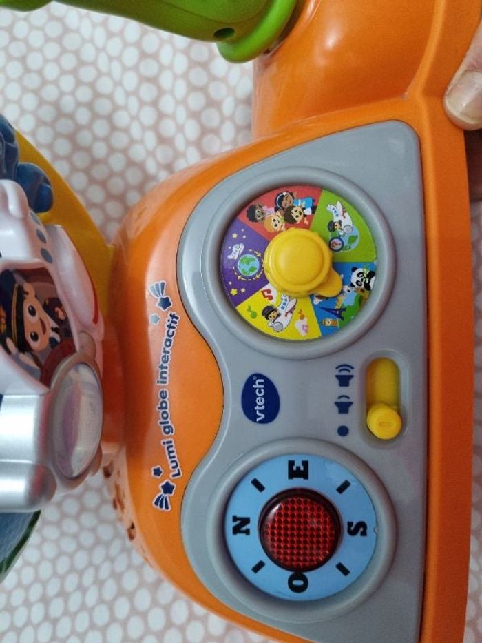 Globe interactif lumi vtech