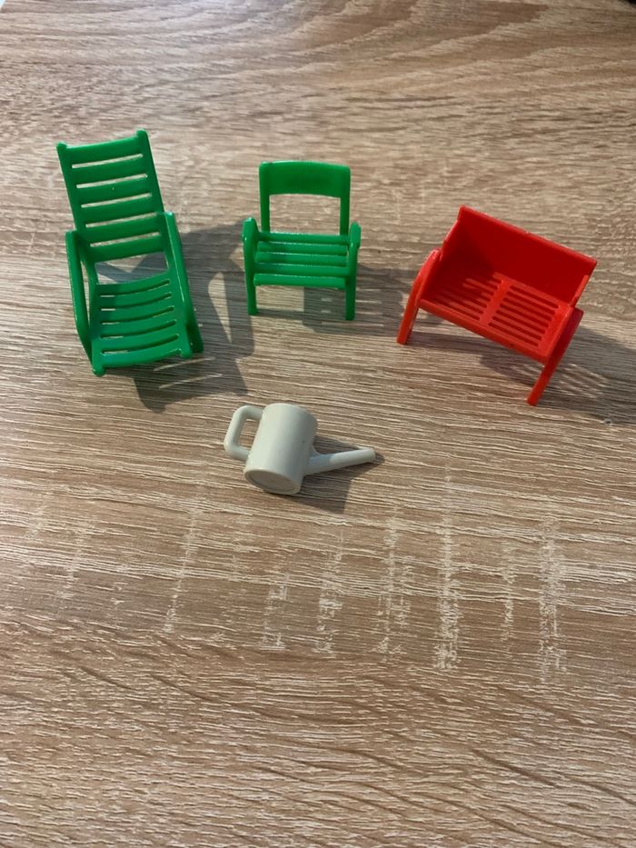 3 Playmobils et accessoires jardin et détente vintage - photo numéro 4
