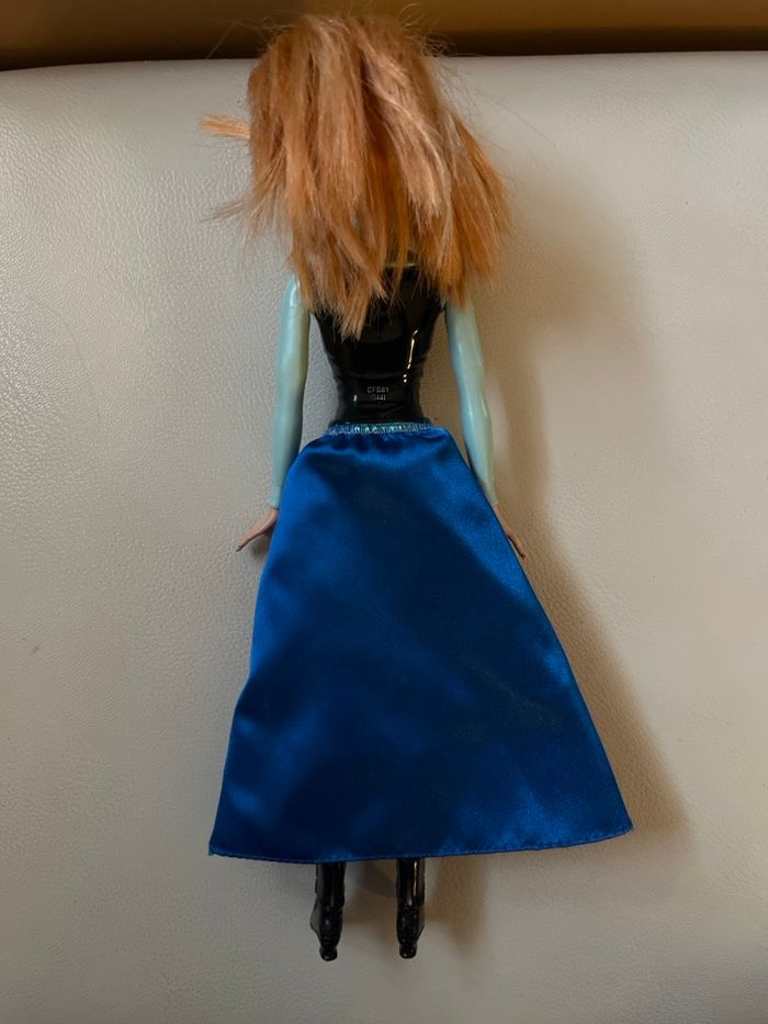 barbie Anna de la reine des neige - photo numéro 2
