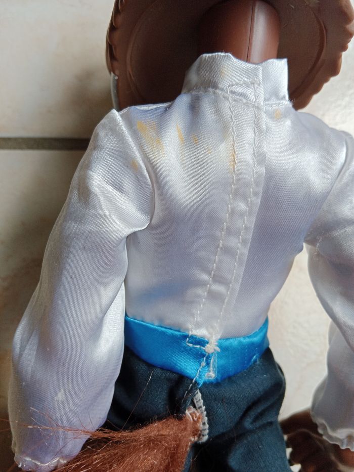 Poupée la bête Disney - photo numéro 4