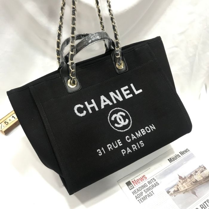 Chanel 66945