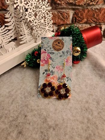 Boucles d'oreilles pendante avec strass rouge et blanc