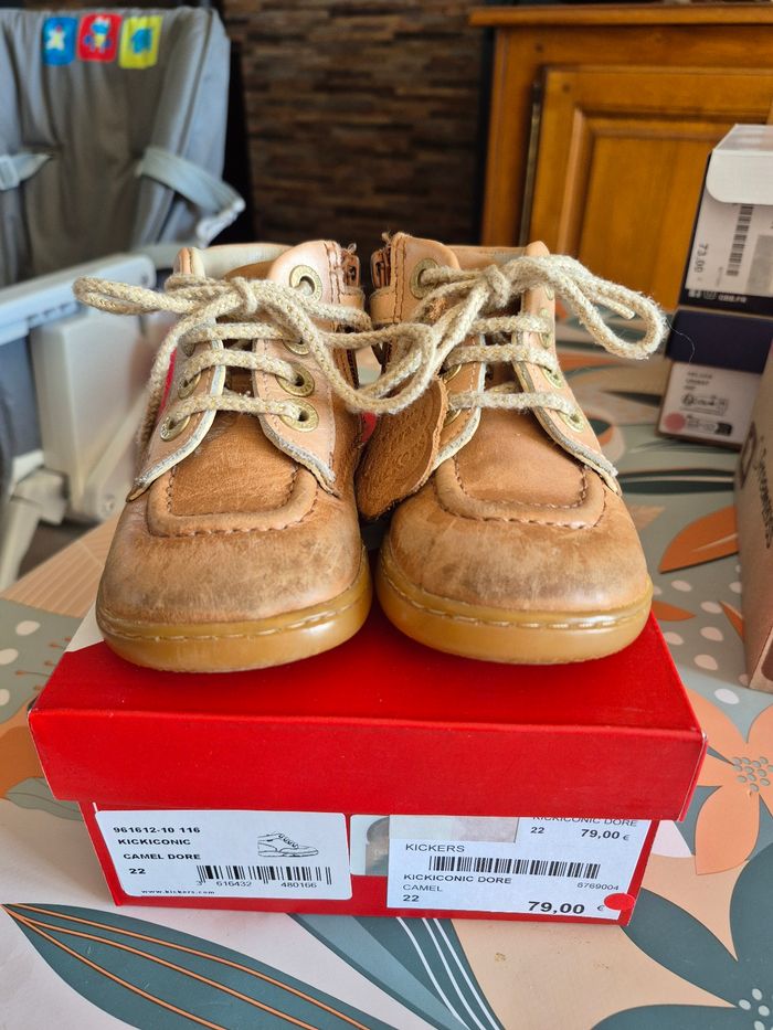 Chaussures kickers taille 22 - photo numéro 2