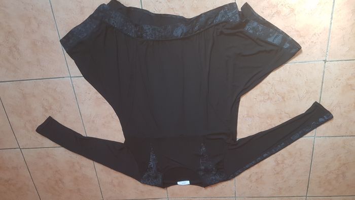 Blouse femme 48-50 noir 2 W Paris - photo numéro 1