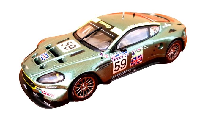 Voiture miniature Aston Martin DBR9 (2005) Echelle : 1/43ème - photo numéro 9