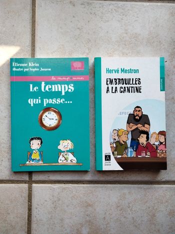 Lot de petits livres sur "l'école"
