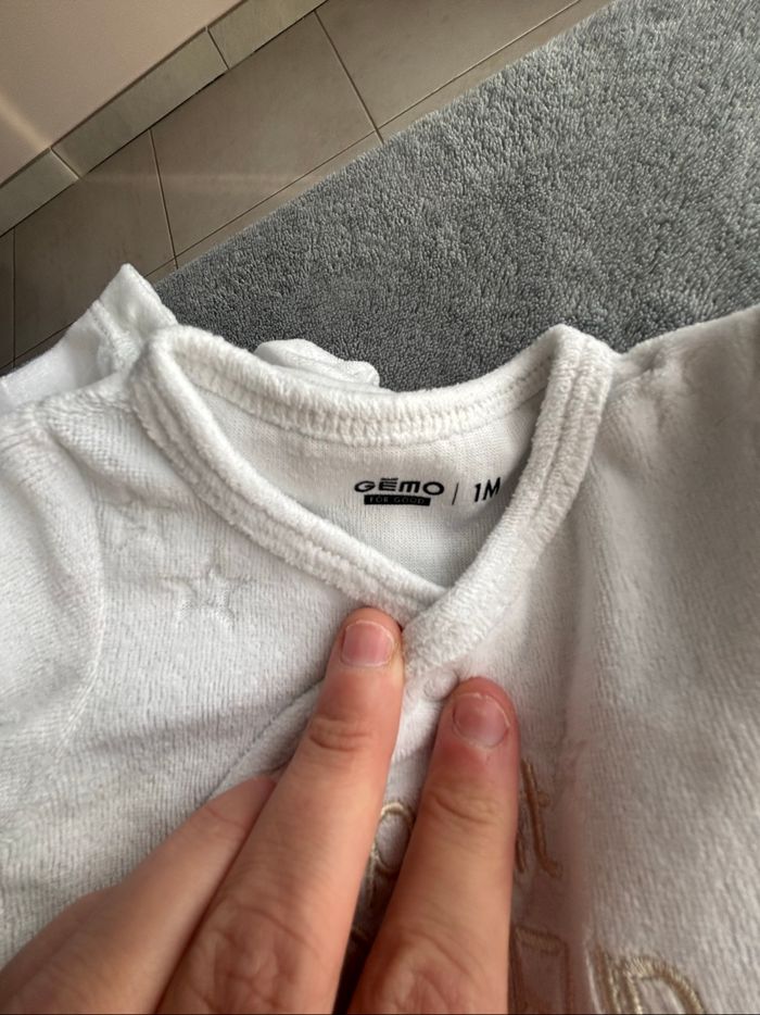 Lot de pyjama. - photo numéro 2