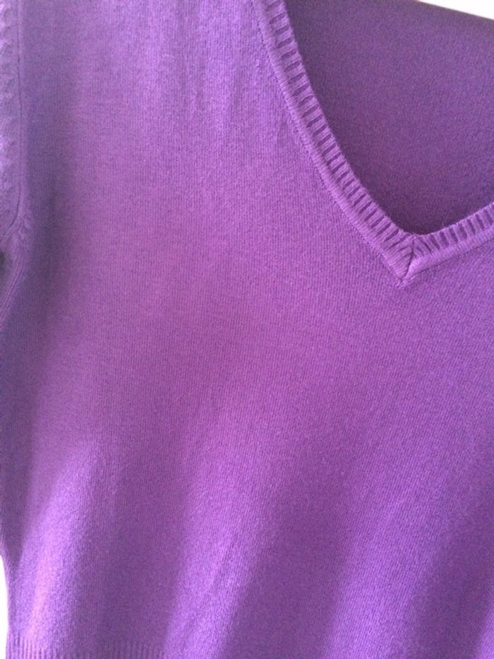 pull violet neuf taille S/M - photo numéro 3