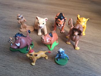 Lot figurine roi lion