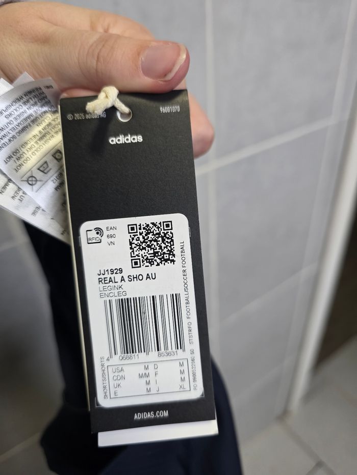 Short Réal Madrid - photo numéro 7