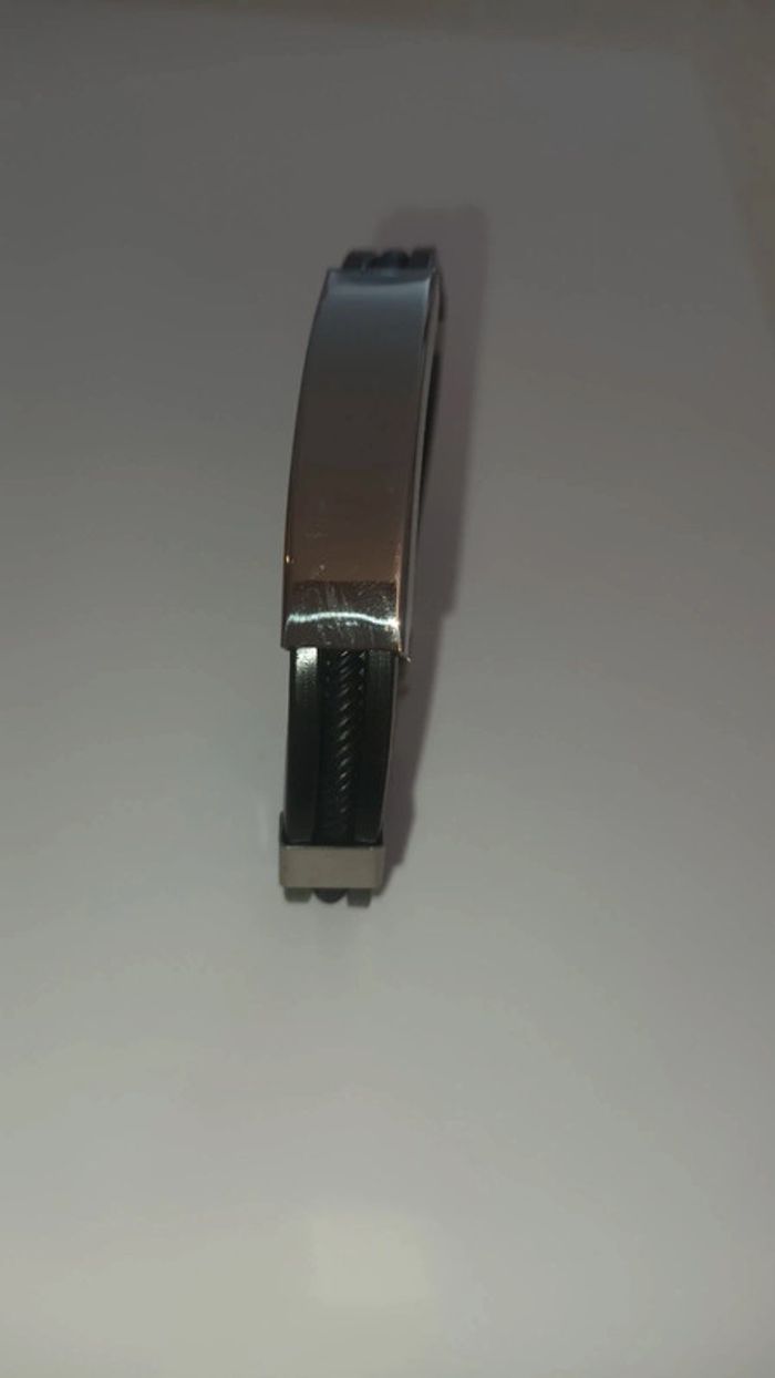 Bracelet homme silicone et acier - photo numéro 5