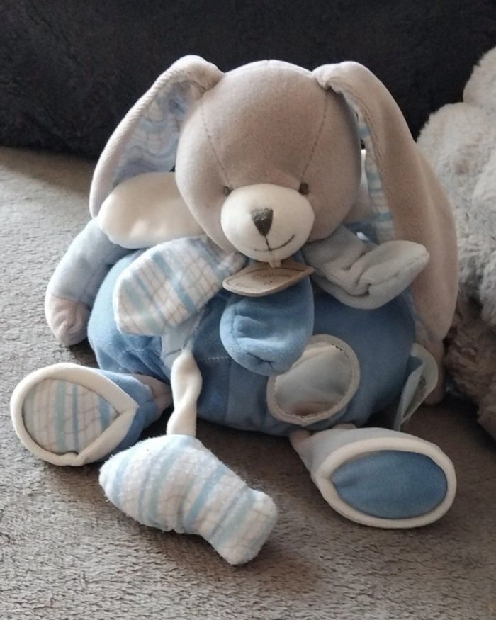 Doudou et compagnie- douche peluche boule  chien d activités