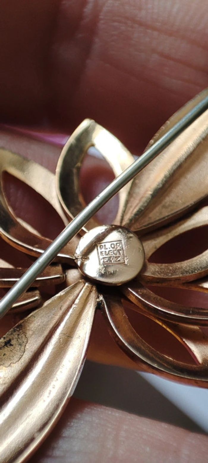 Broche plaqué or - photo numéro 4