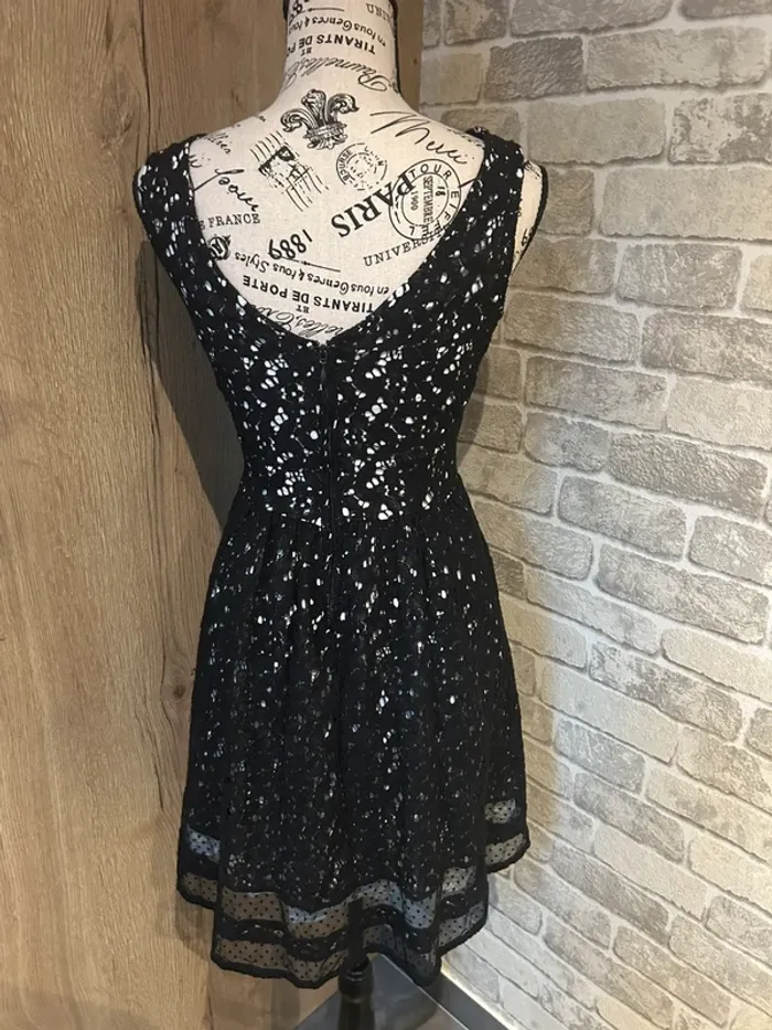 Robe chic avec dentelle taille 36 - photo numéro 6
