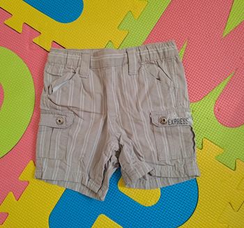 Pantacourt gris, kiabi, taille 3 mois (60 cm)