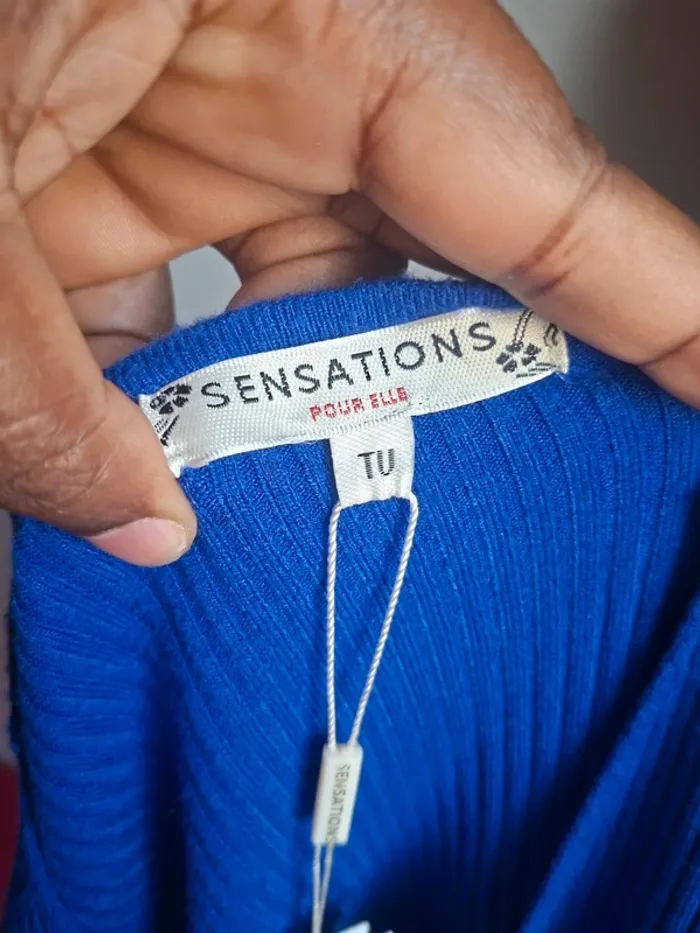 Pull côtelé bleu vif col V Sensations TU - photo numéro 4