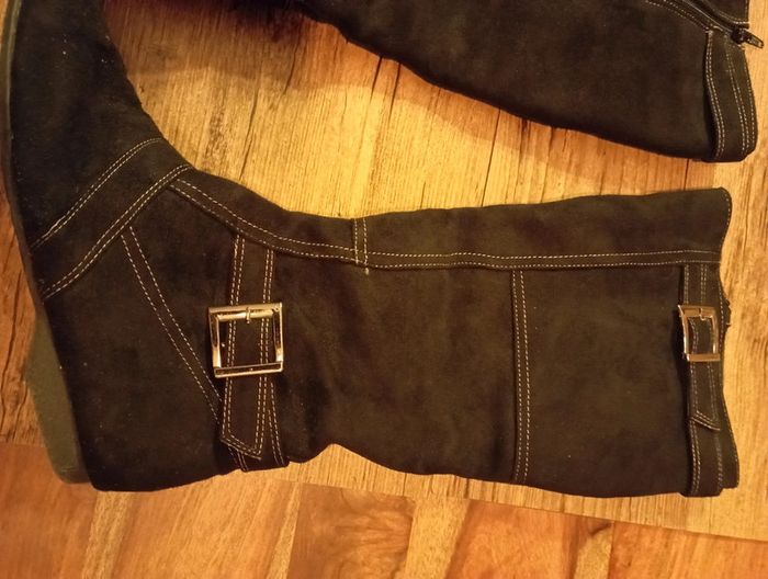 Bottes effet velours noir - photo numéro 2